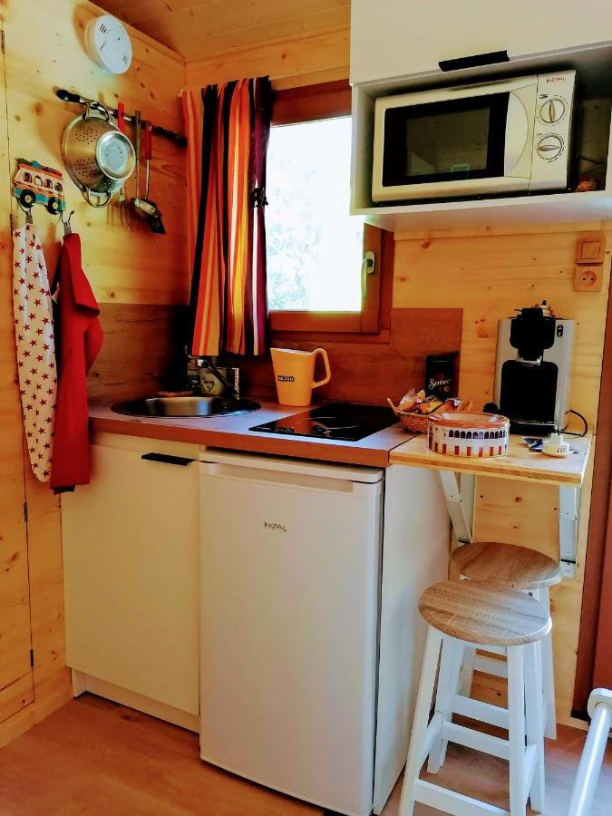 Nimes En Garrigues Acomodação com café da manhã Exterior foto